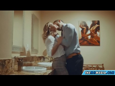 ❤️ Döşlü sarışın sizi ictimai tualetdə aldatdıqda ❤❌ Seks videosu pornoda az.pornovore.ru ❌️